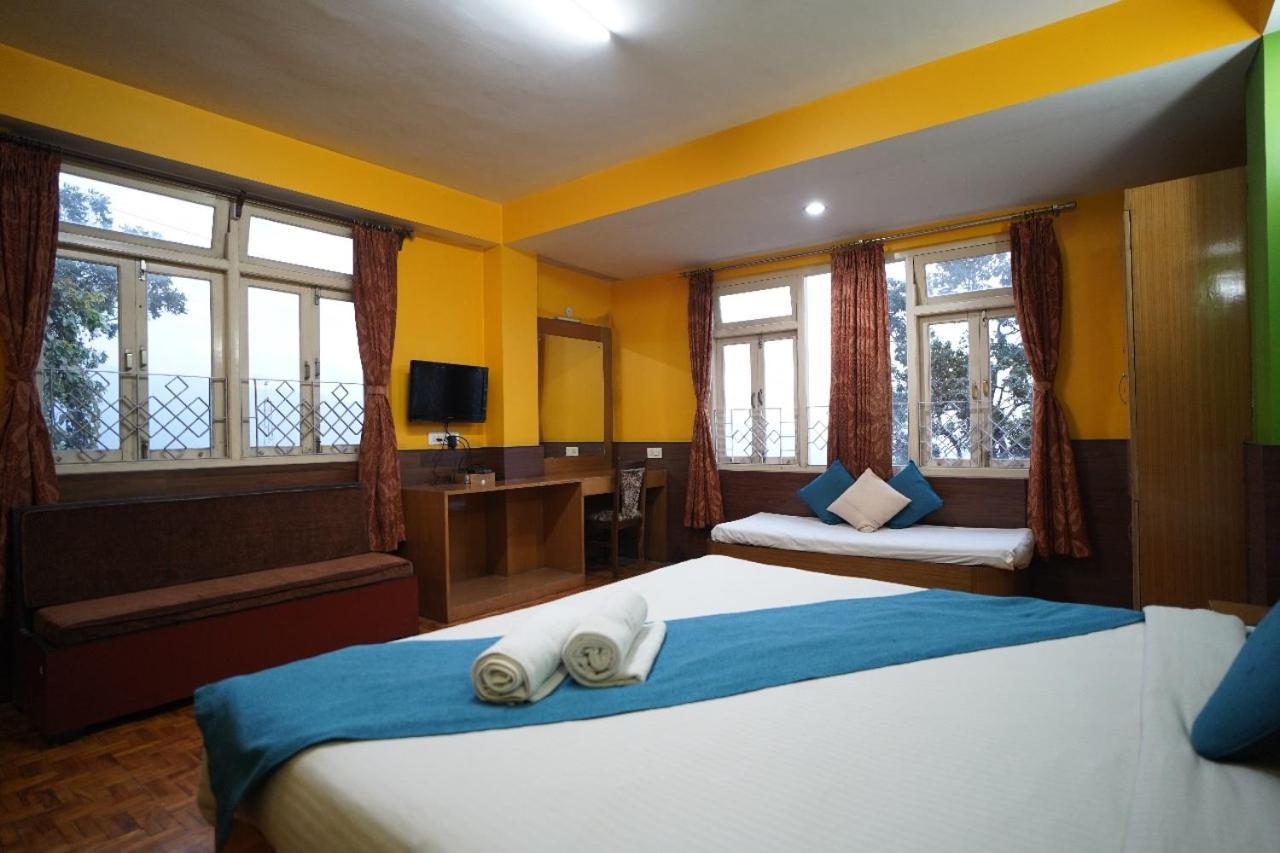Staynest Retreat And Spa Gangtok With Parking & Swimming Pool Zewnętrze zdjęcie